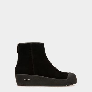 Guard Leather Snow Boots In Black