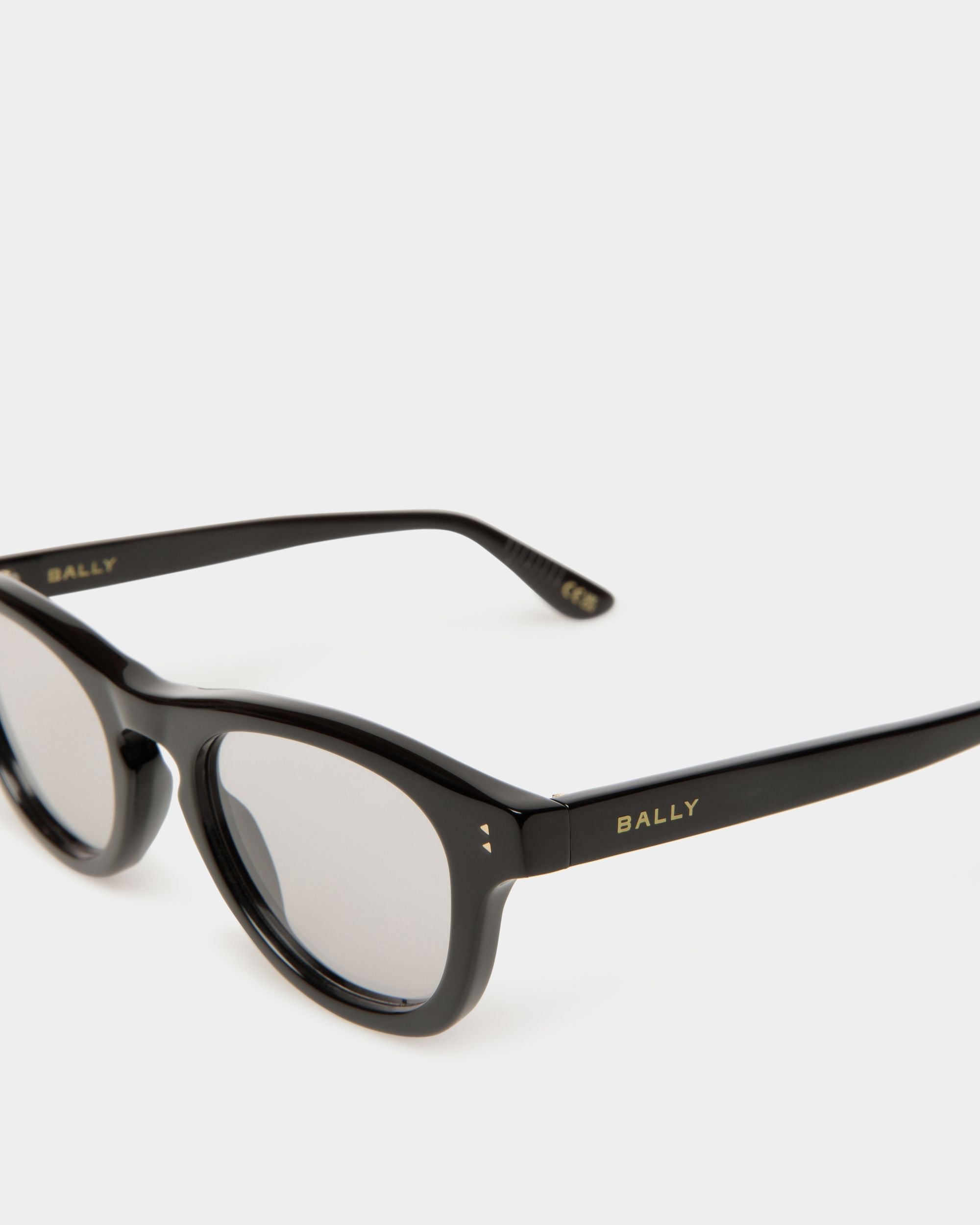 Dieter Sunglasses In Black Acetate - Image 4