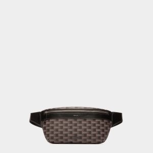 Pennant Belt Bag in Black Pennant Motif