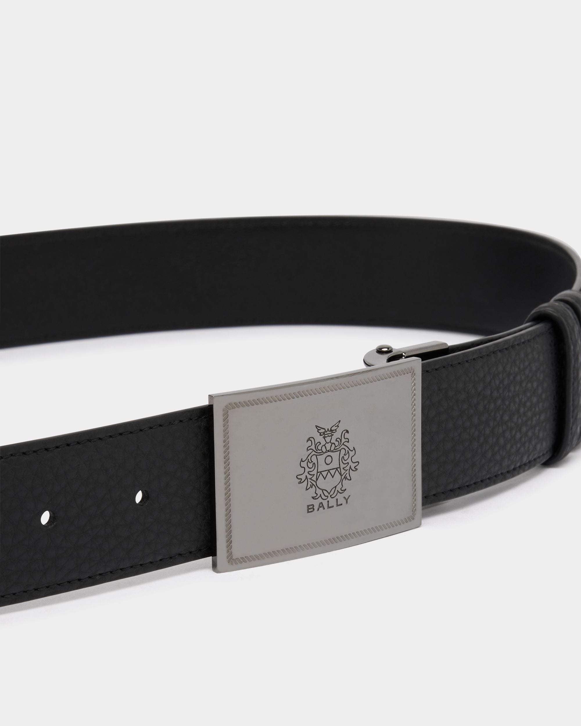 Crest Plaque 35 mm Adjustable And Reversible Belt in Black And Ebano Leather - Image 4