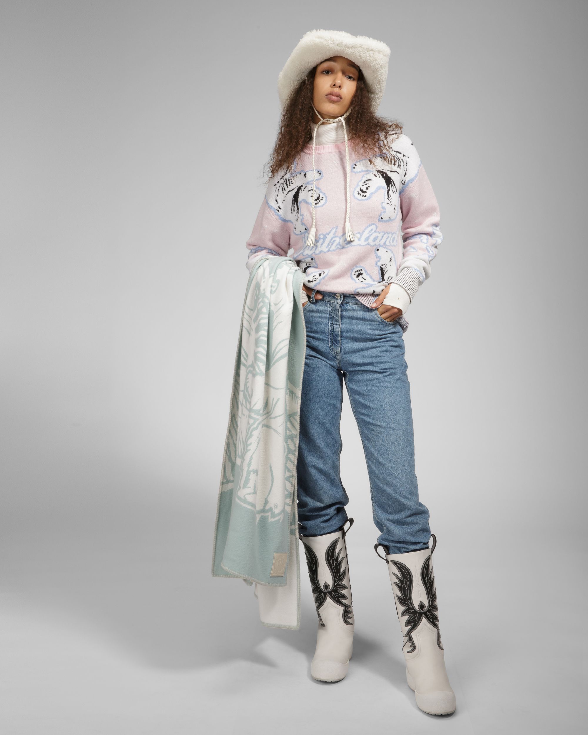 Merino Wool Crew Neck In Pink & Bone - Image 5