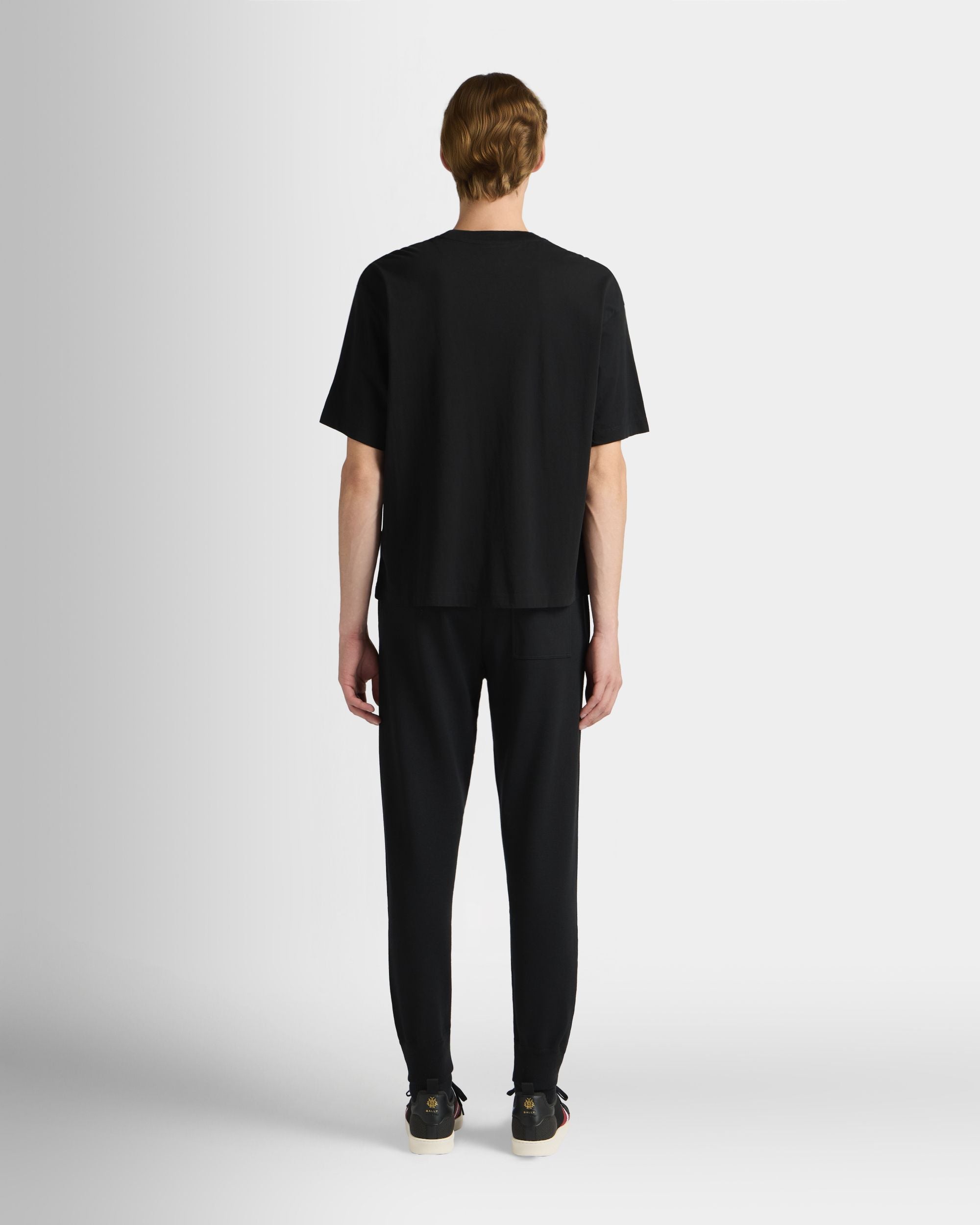 Curling Collection T-shirt in Black Cotton with a St. Moritz Print - Image 6