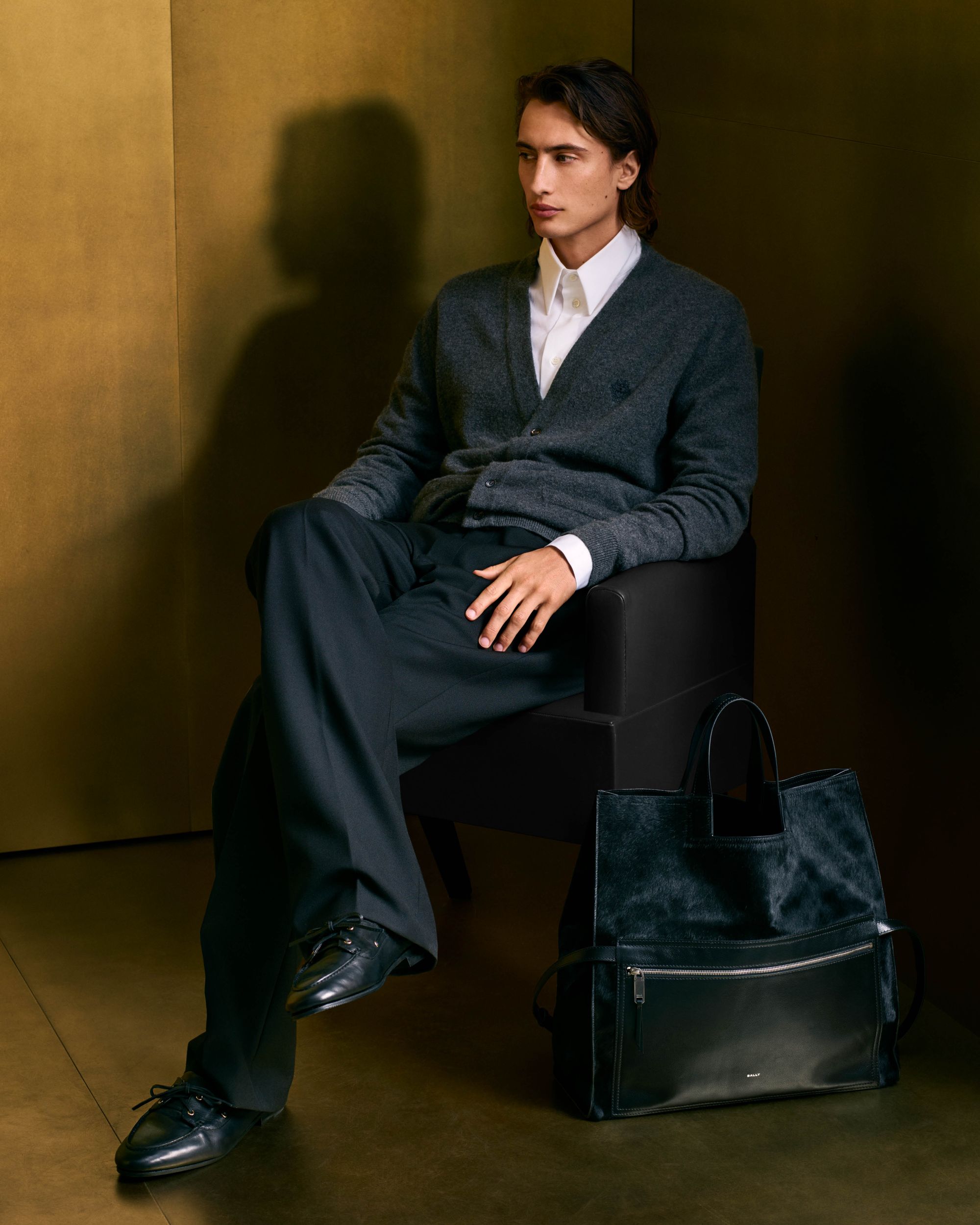 Cardigan With Bally Crest Logo in Dark Grey Cashmere - Image 10