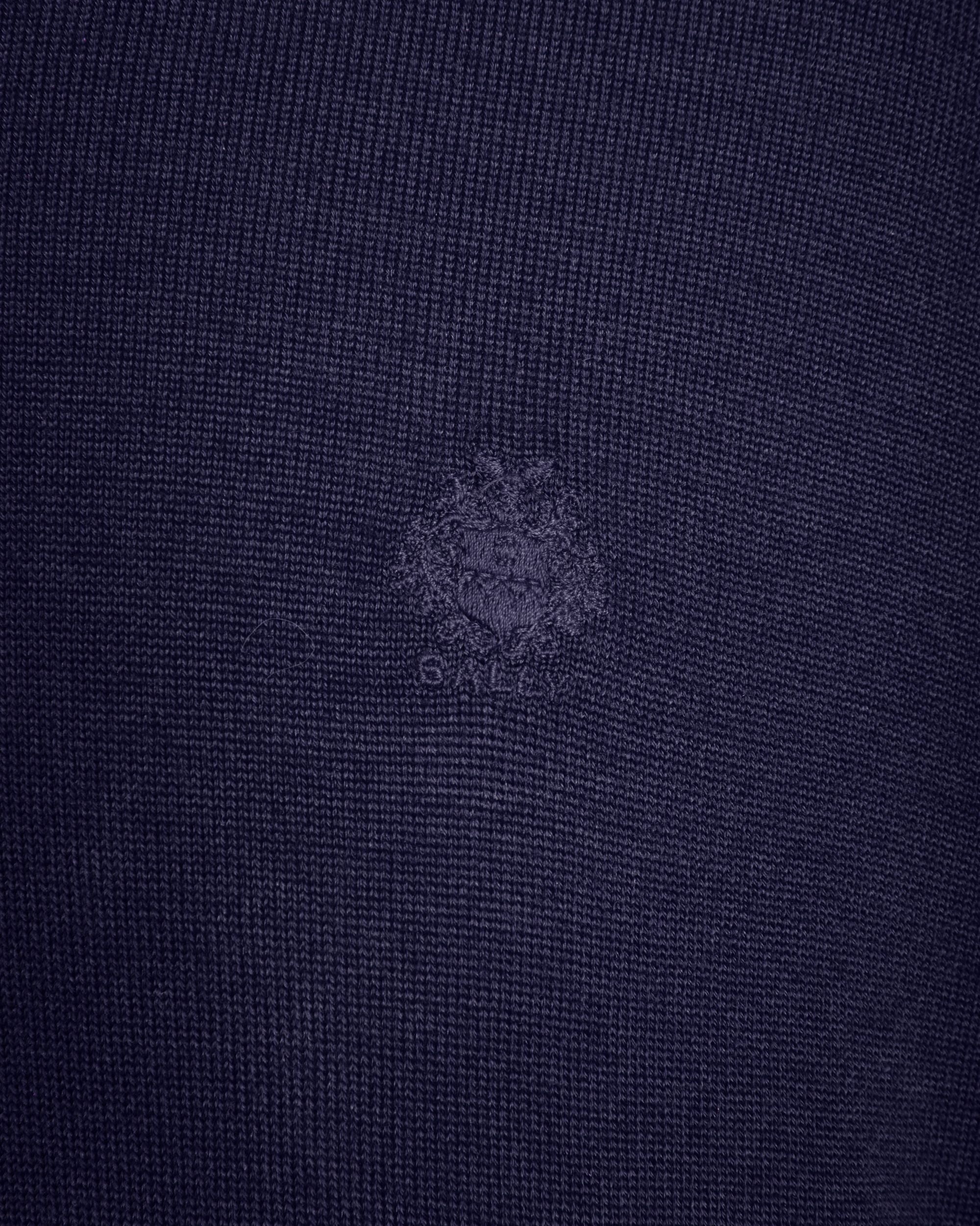 Polo Shirt in Navy Blue Wool and Cashmere with an Embroidered Crest - Image 2