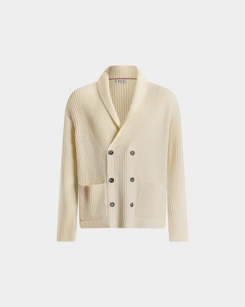 Cardigan in Ivory Wool