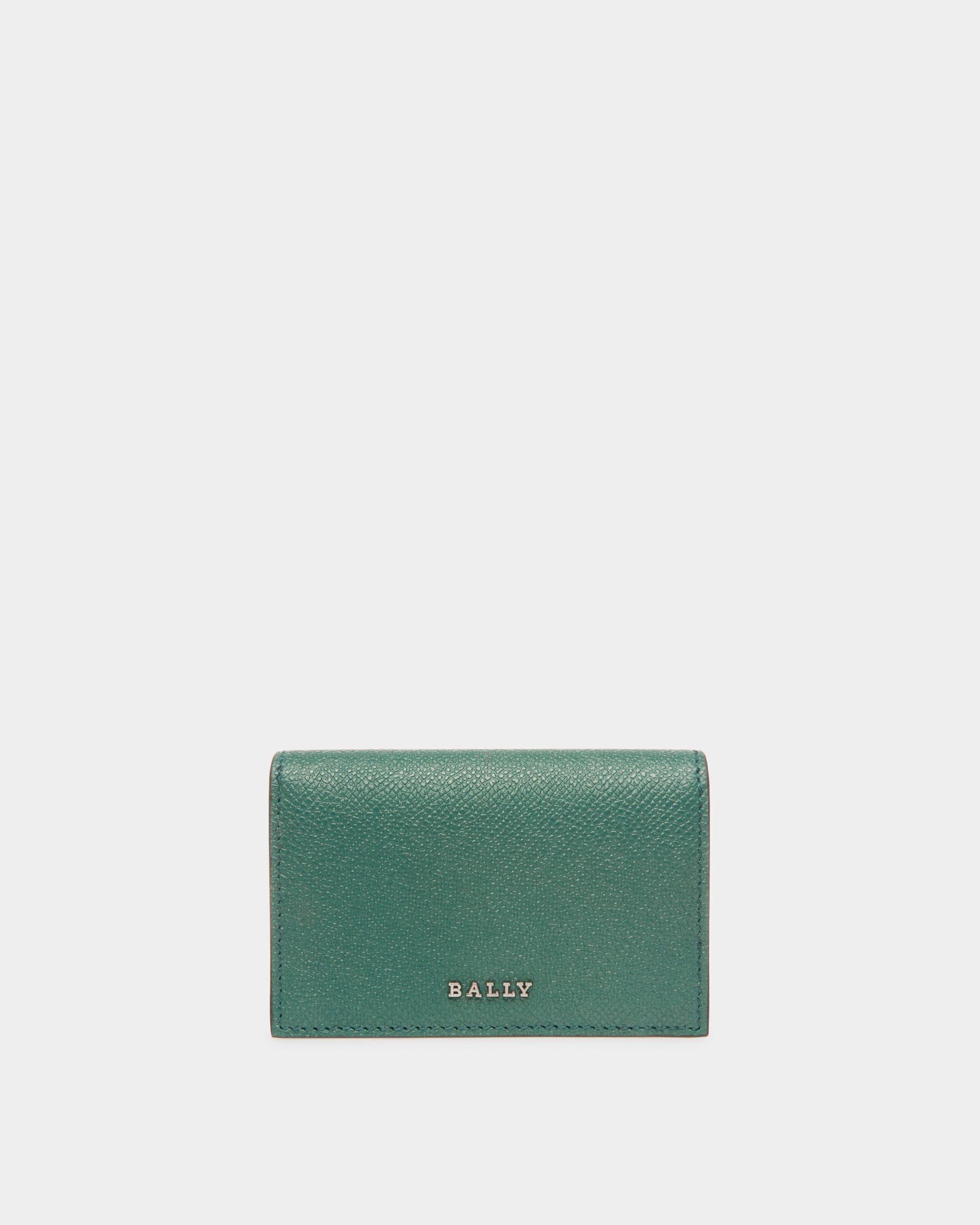 Balee Leather Beniness Card Holder In Green