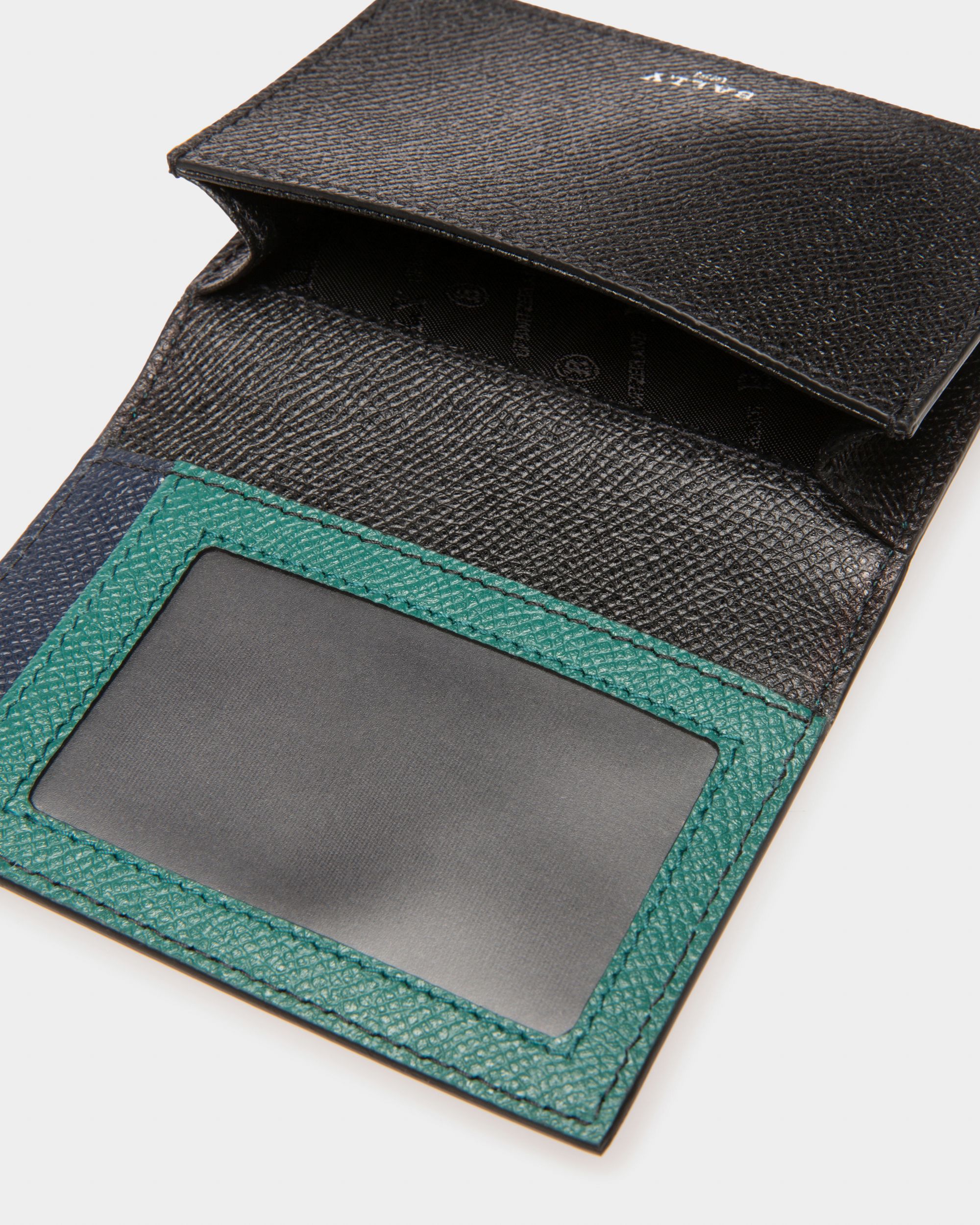 Balee Leather Beniness Card Holder In Green - Image 4