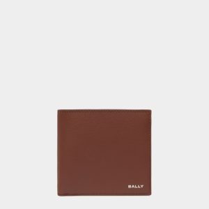 Crossing Bifold in Brown Leather