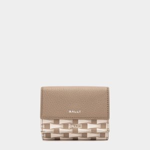 Pennant Trifold Wallet in TPU