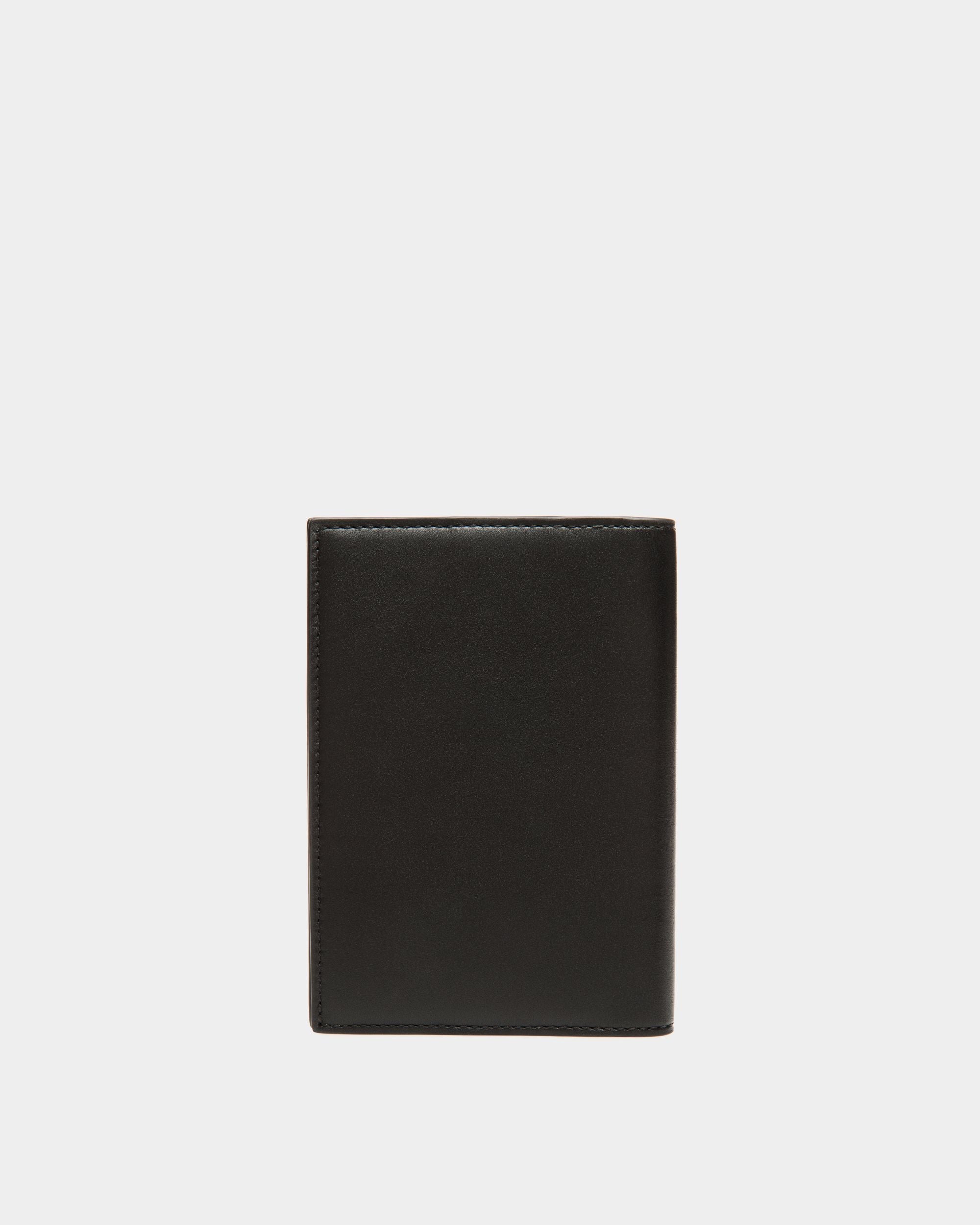 Adrien Brody Travel Collection Passport Case In Black And Yellow Leather - Image 2