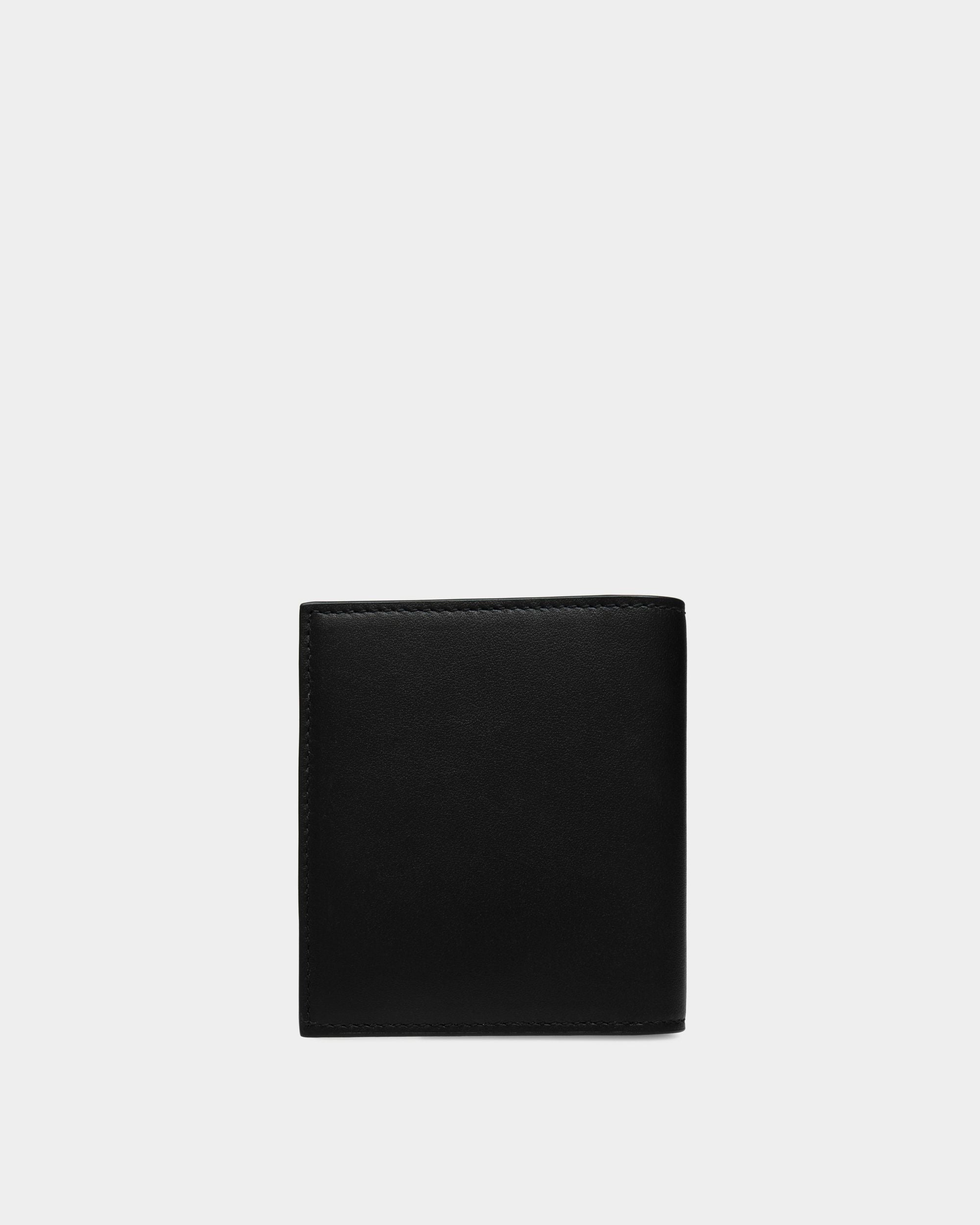 Deco Bifold Wallet in Black Leather - Image 2