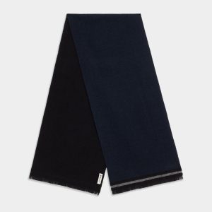 Scarf in Navy Blue Wool