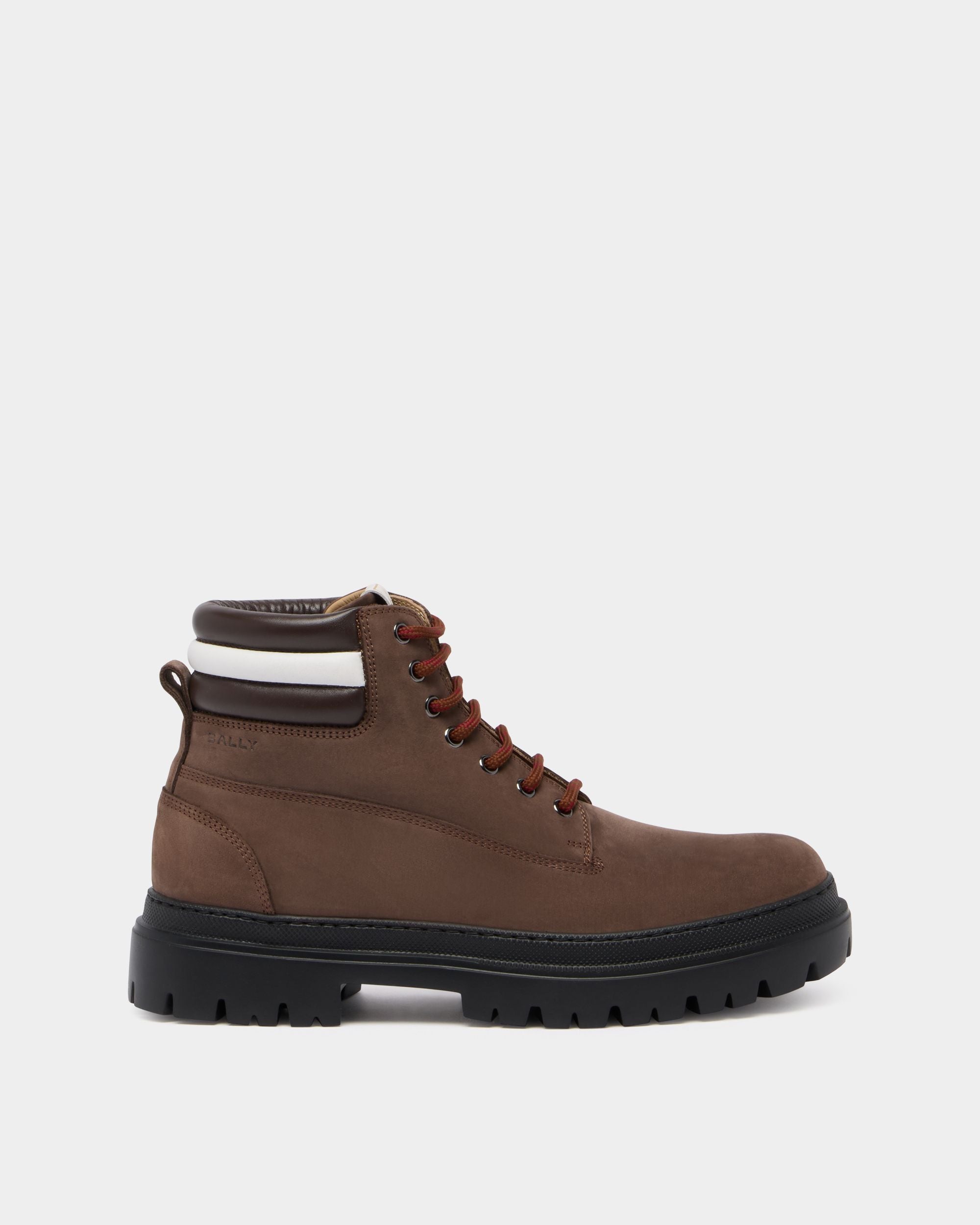 Hallen Boot in Brown Nubuck