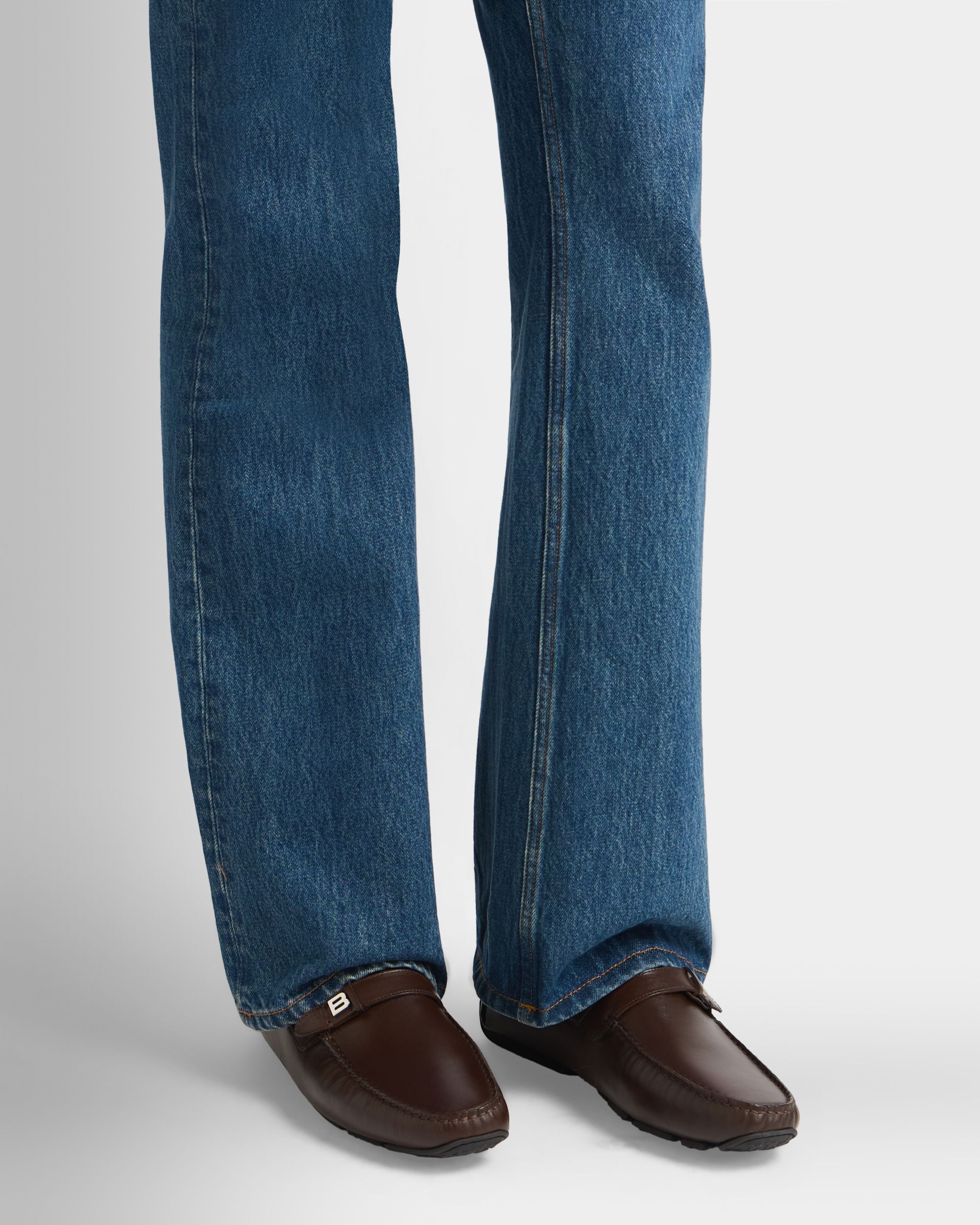 Pilot Driver in Brown Leather - Image 2