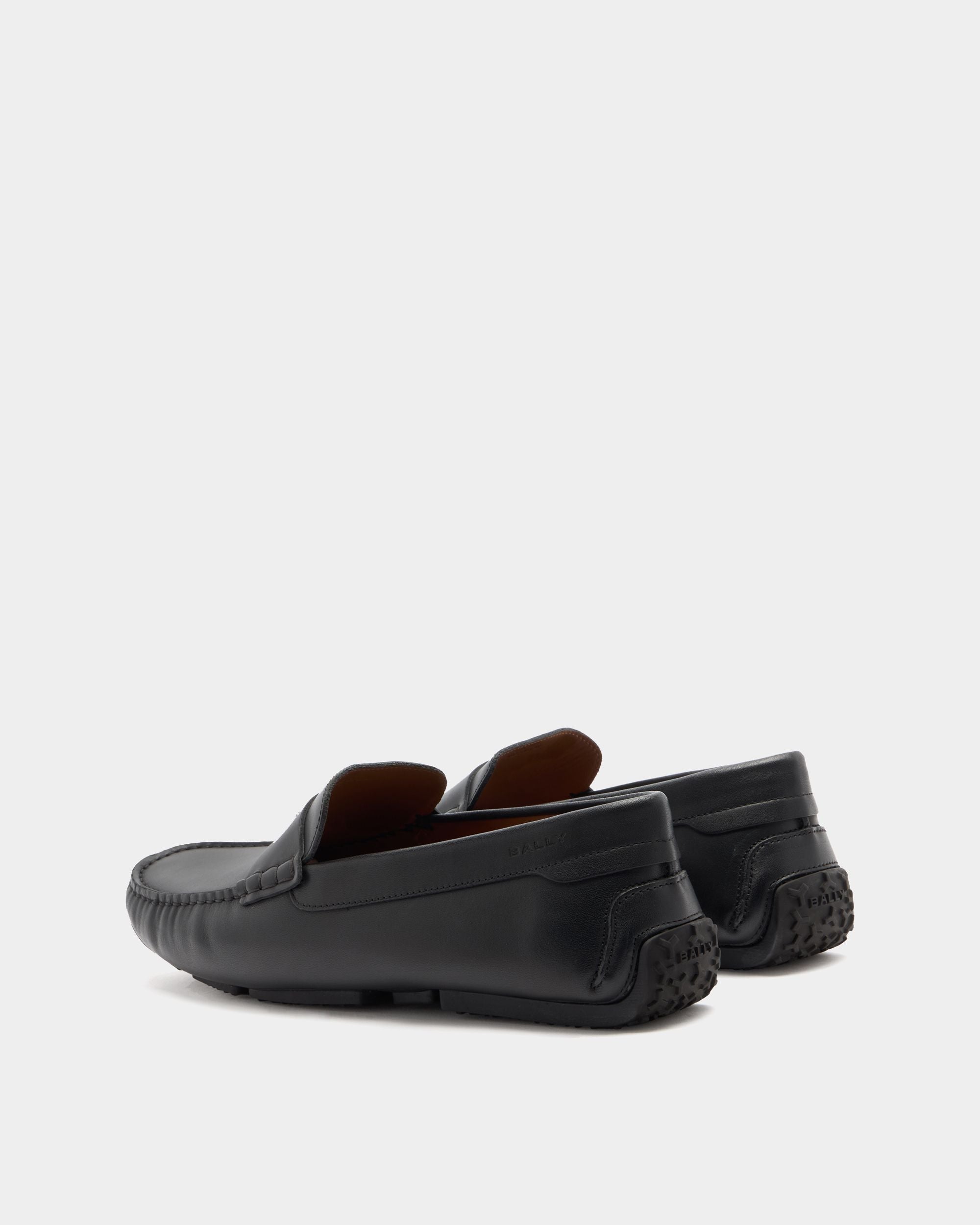 Pilot Driver in Black Leather - Image 4