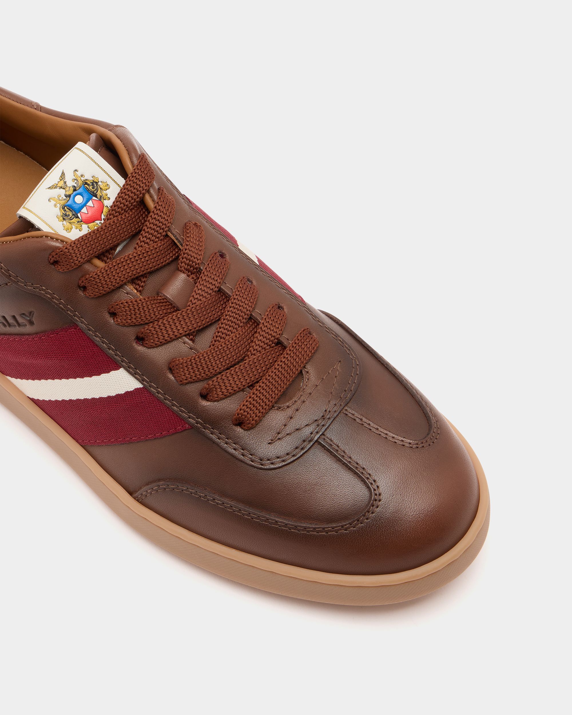 Retro Crest Sneaker In Brown Leather - Image 6