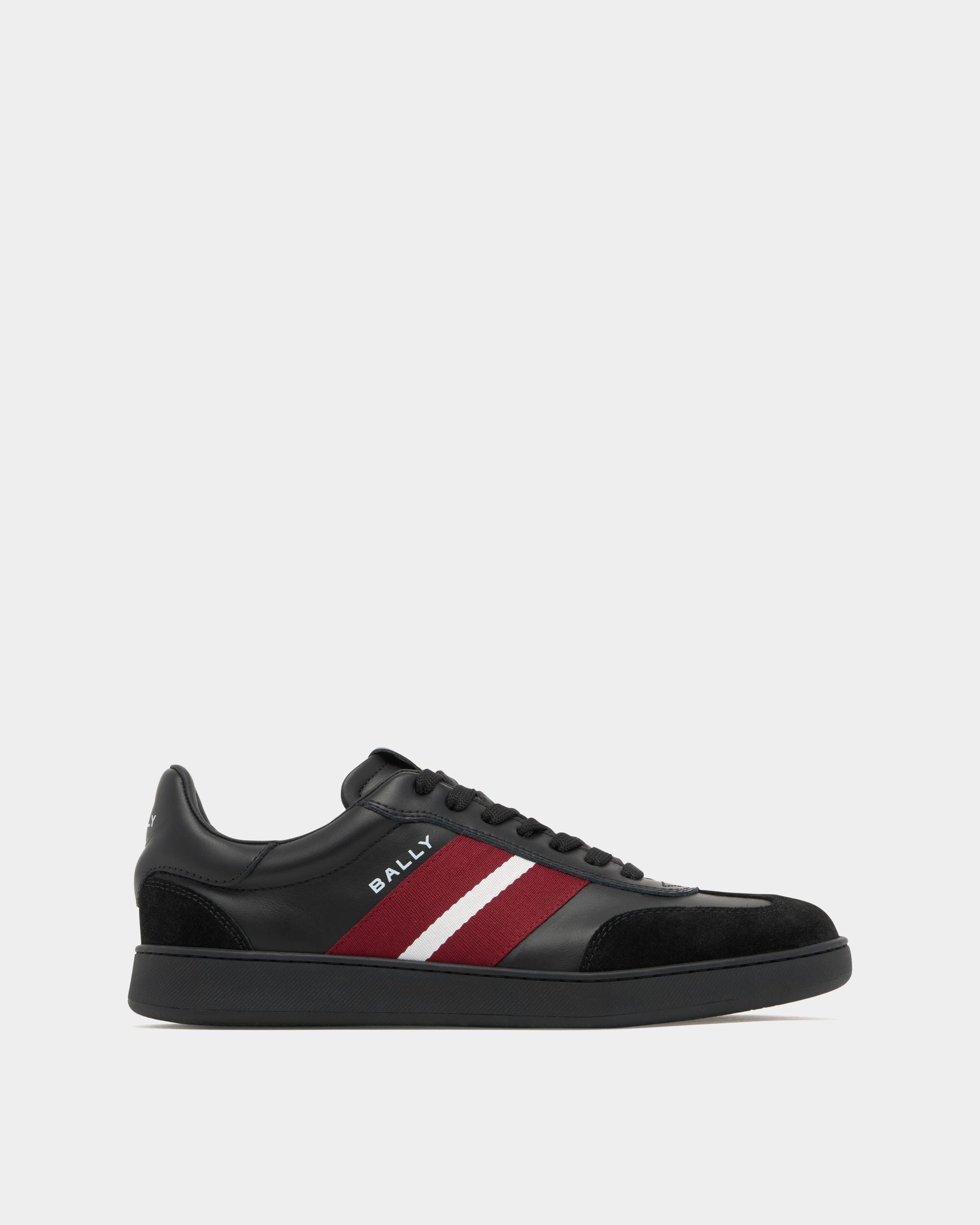 Retro Crest Sneaker in Black Leather