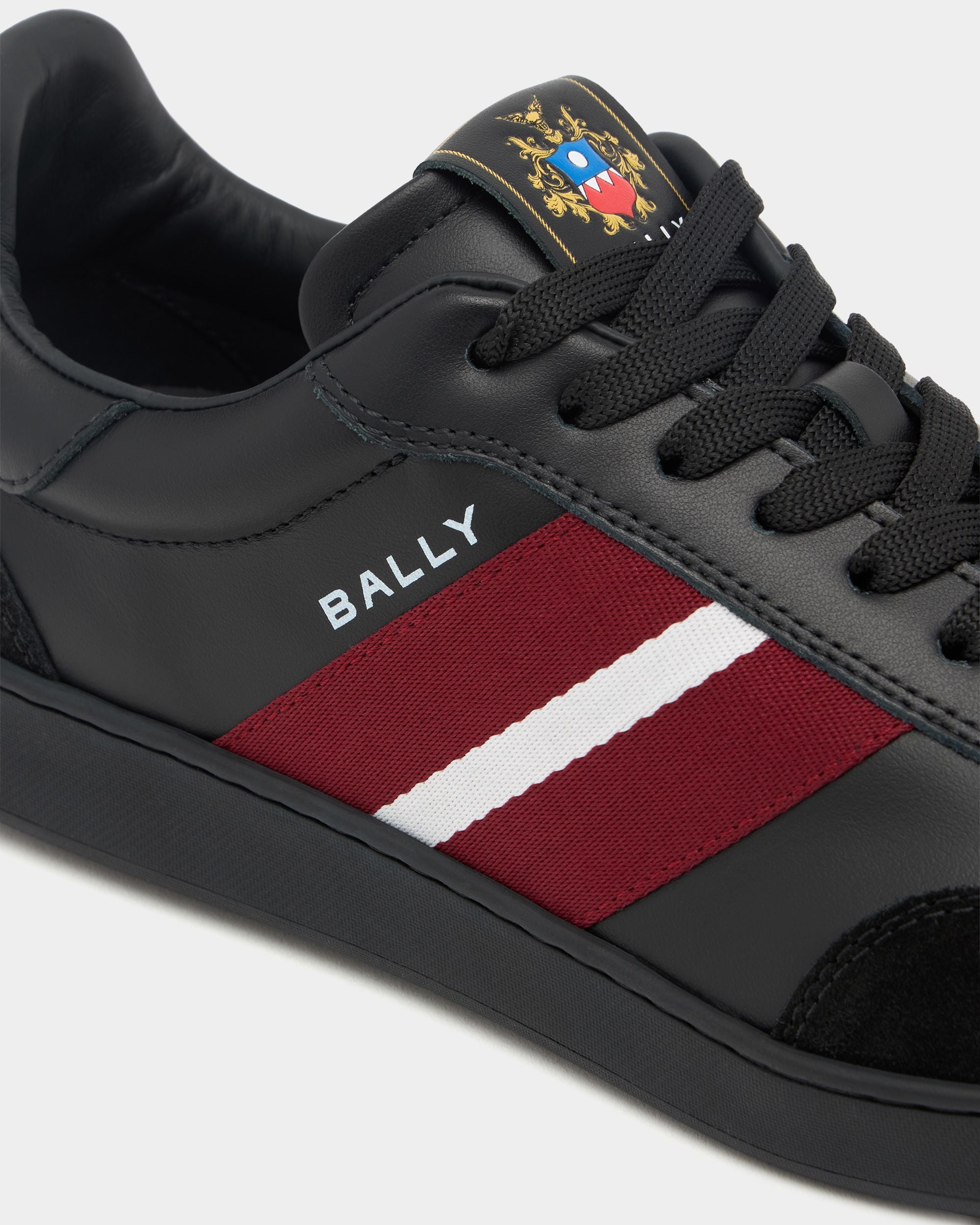Retro Crest Sneaker in Black Leather - Image 5