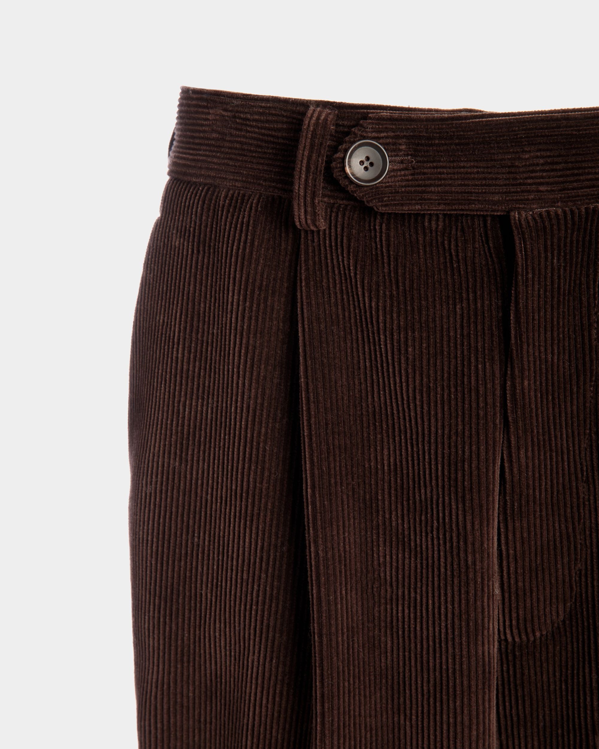 Winter Capsule Pleated Pants in Ebano Cotton Corduroy - Image 4