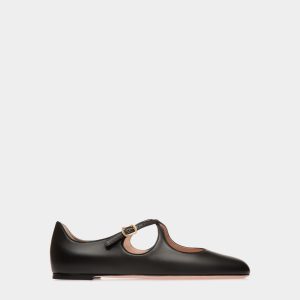 Ballyrina Flat in Black Leather