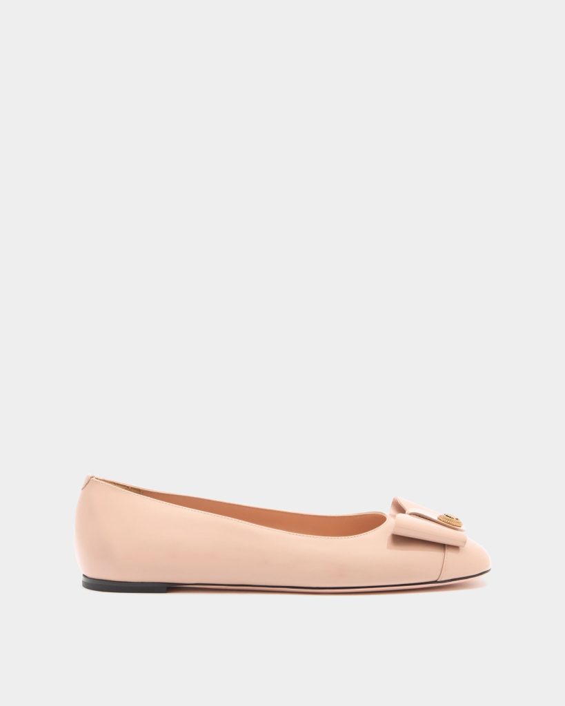 B-Bow Flat in Light Beige Leather