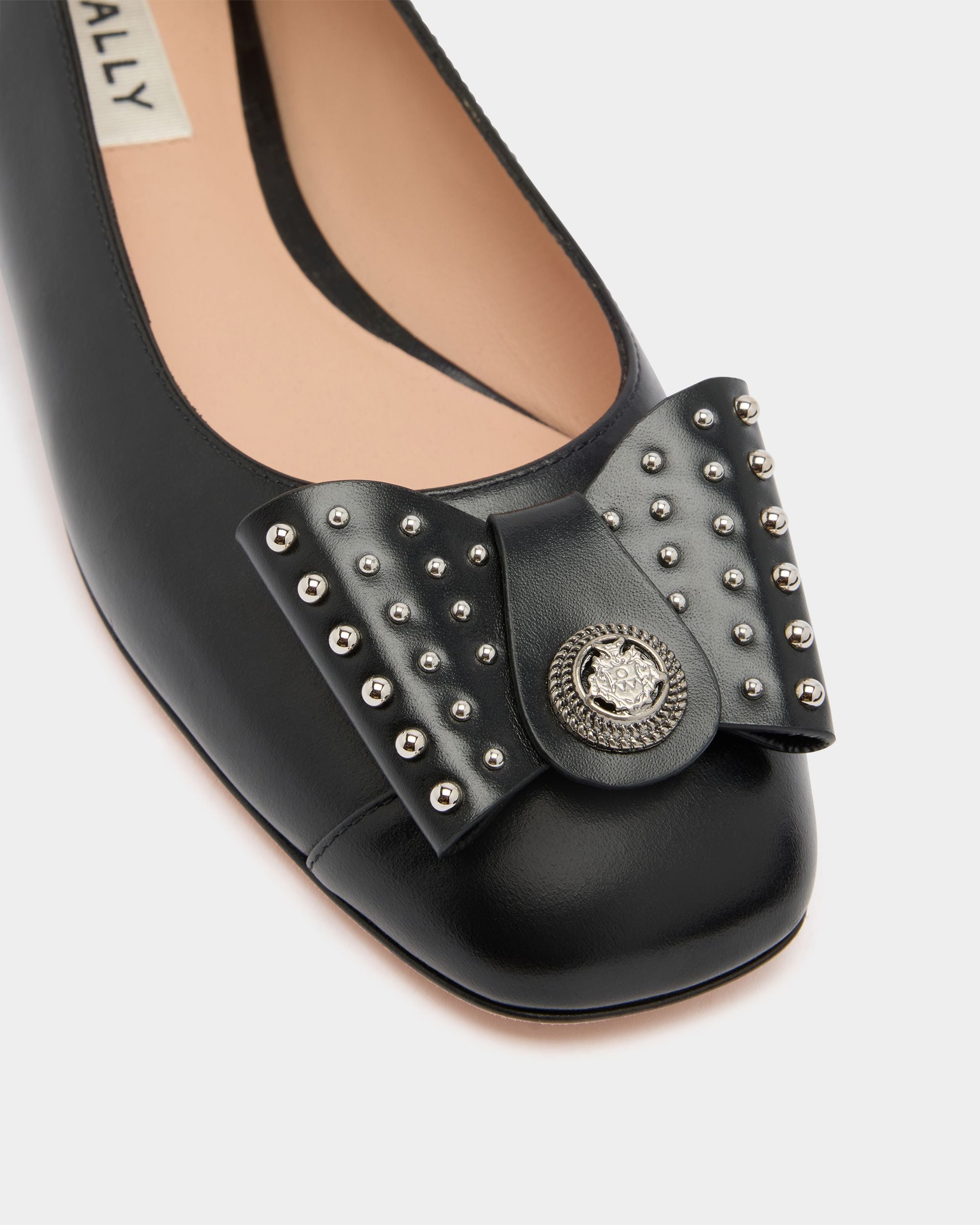 B-Bow Flat in Black Leather - Image 5
