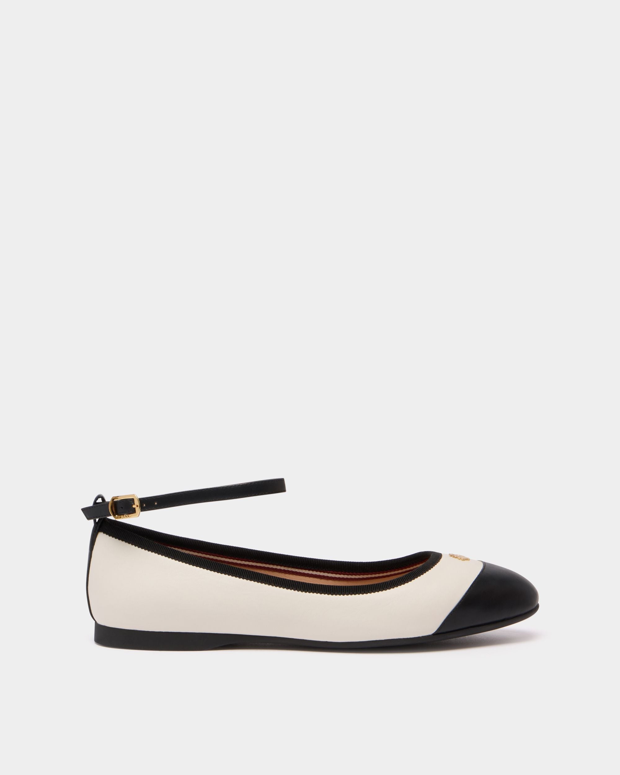 Ysla Ballet Flat in White Leather