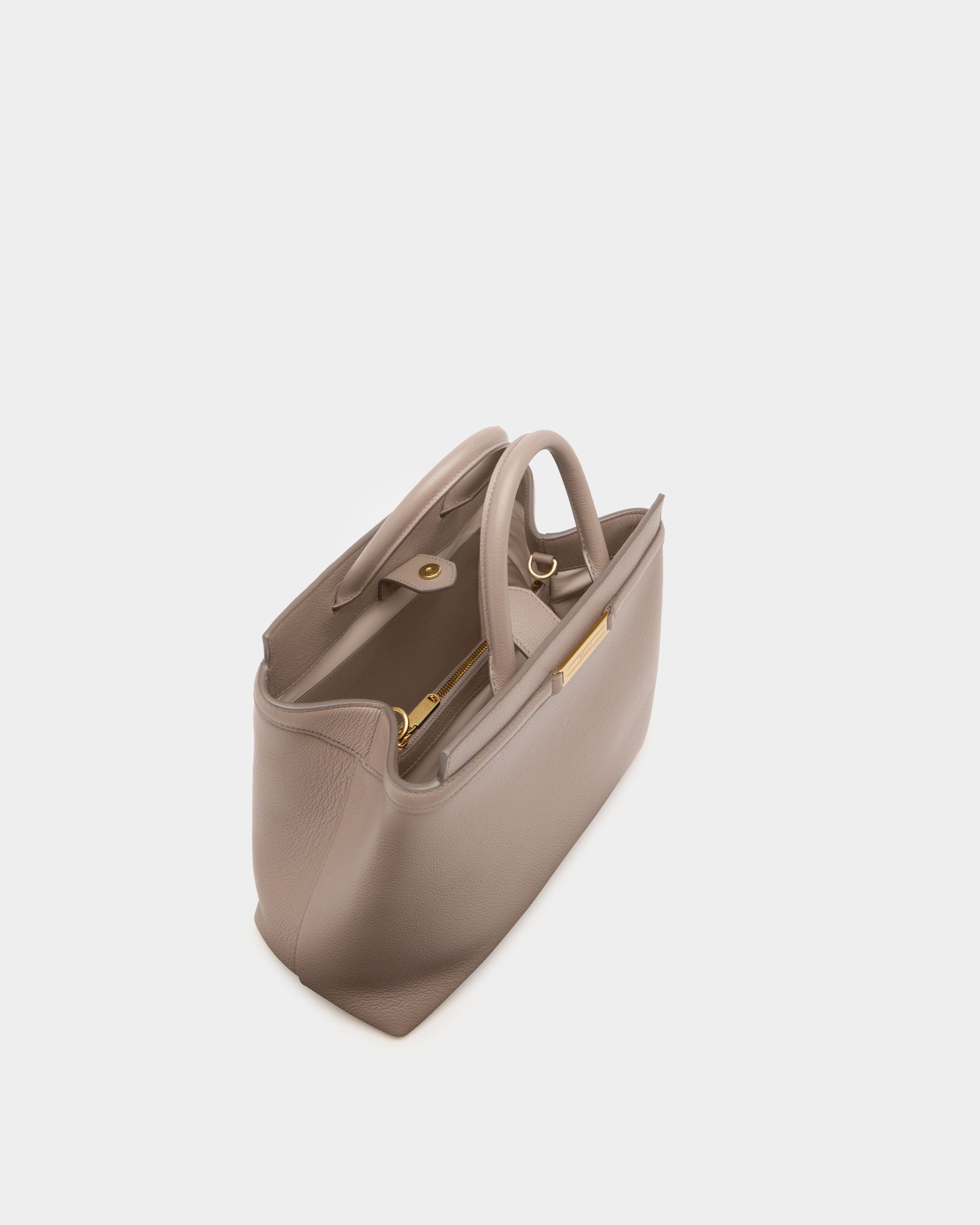 Deco Tote Bag in Taupe Grained Leather - Image 5