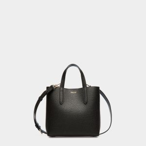 Tote in Black Grained Leather