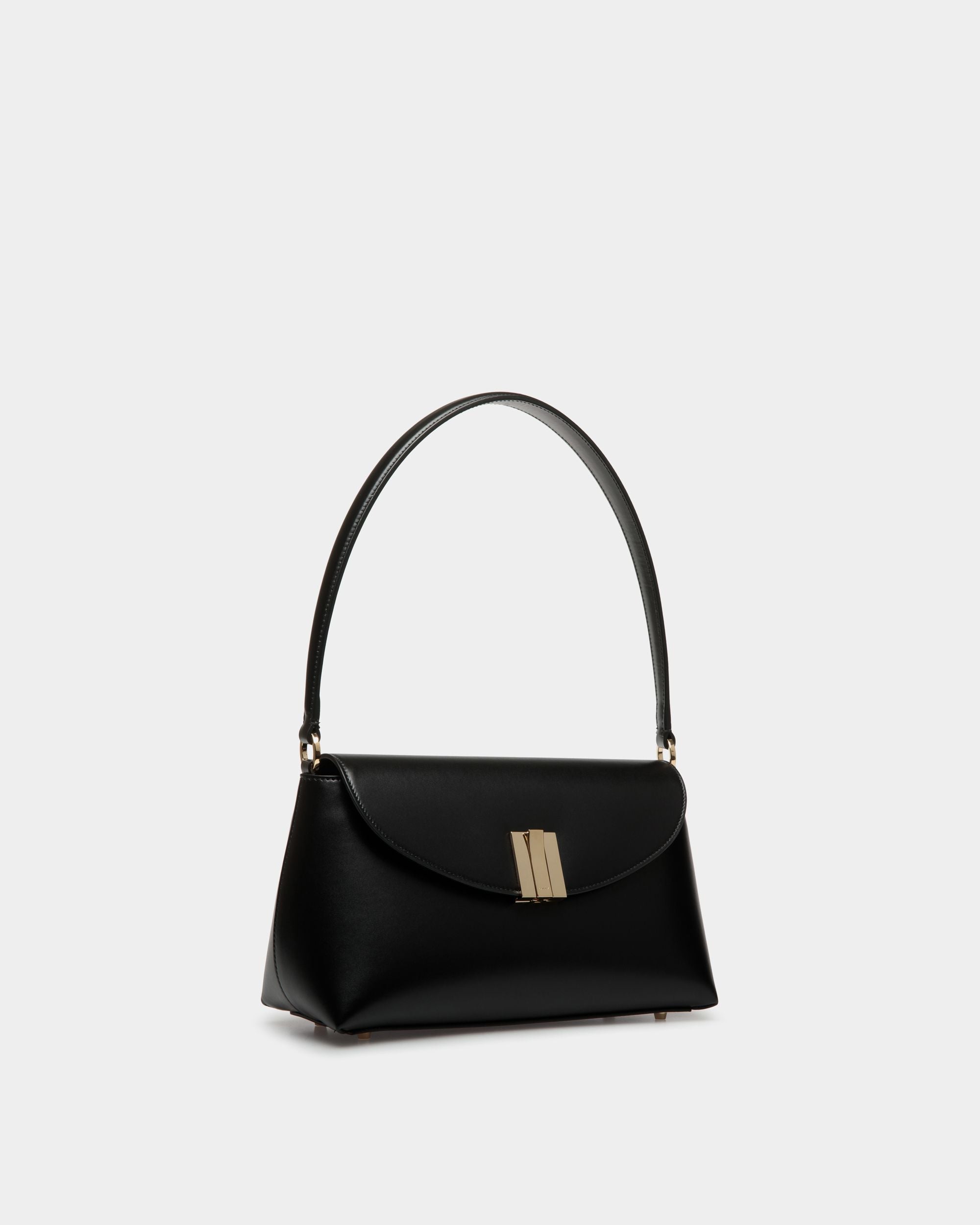 Ollam Small Top Handle Bag In Black Leather - Image 4