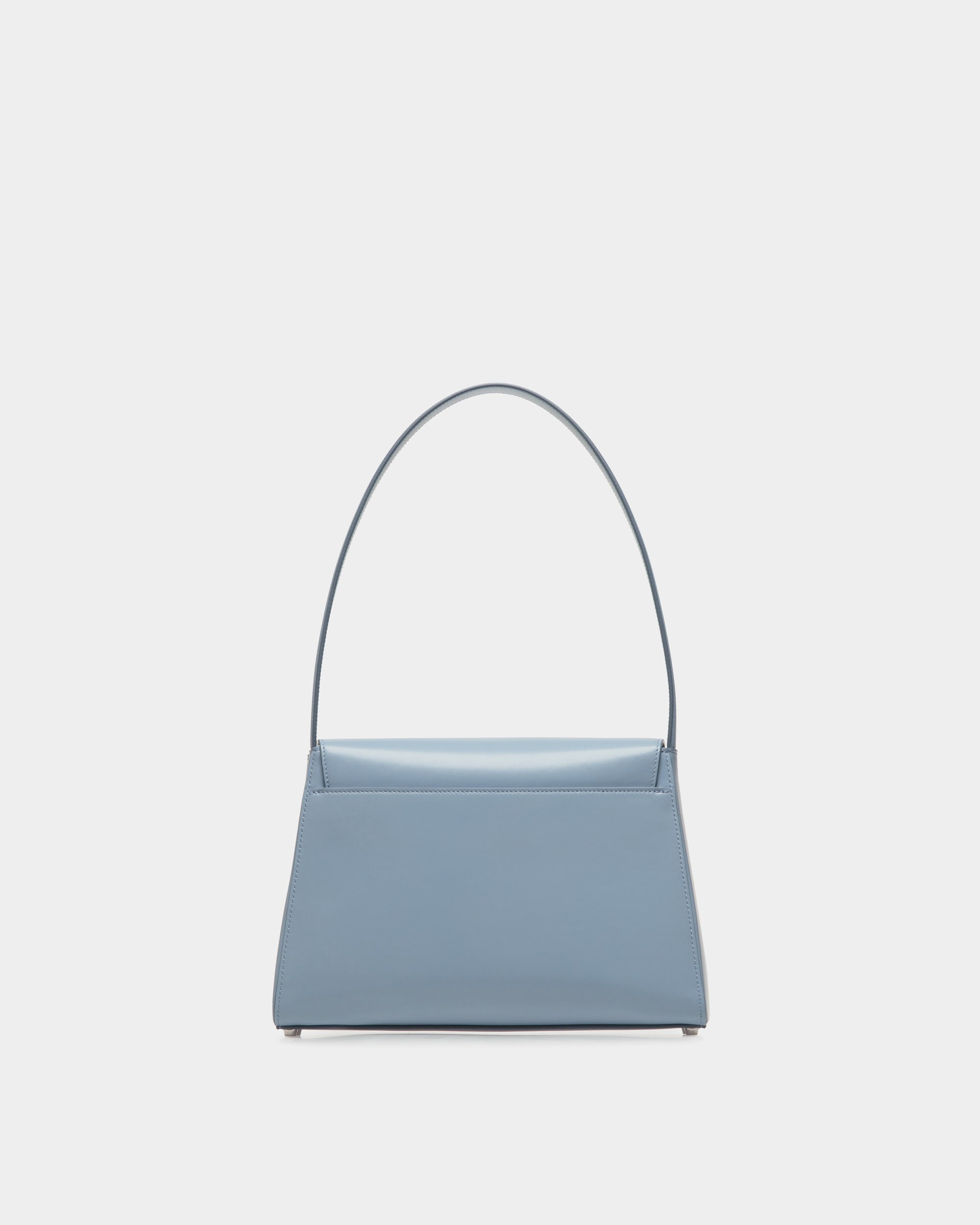 Ollam Shoulder Bag in Light Blue Leather - Image 3