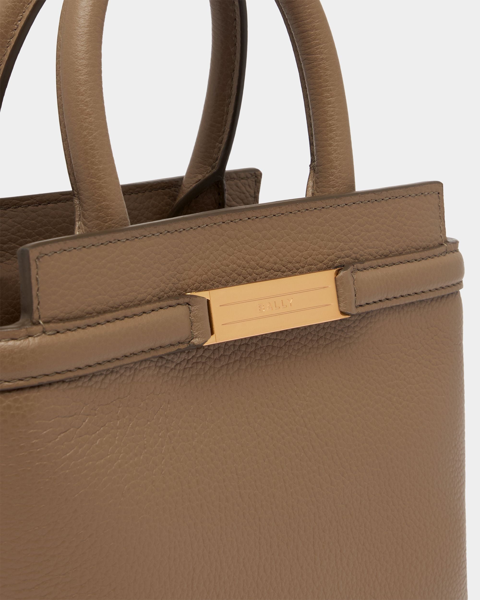 Deco Small Tote Bag in Taupe Grained Leather - Image 6
