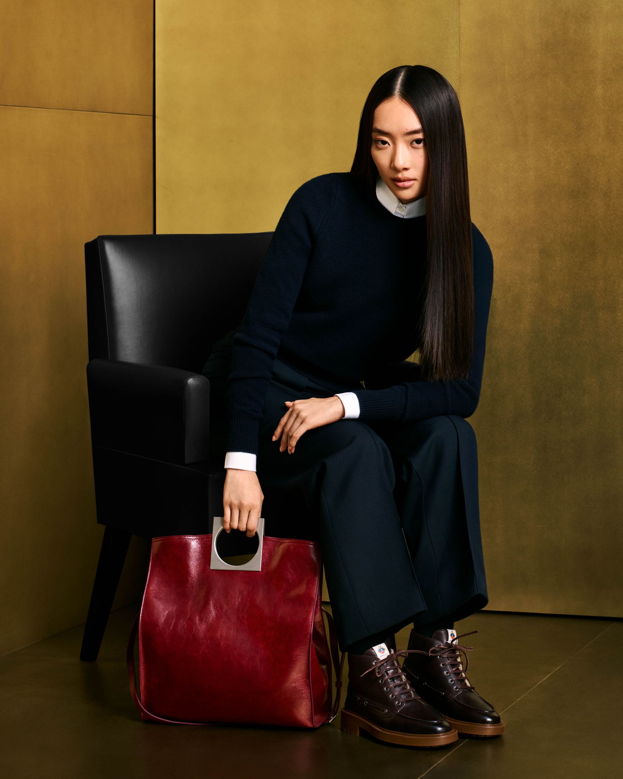 Anni Foldable Tote in Andorra Leather - Image 8