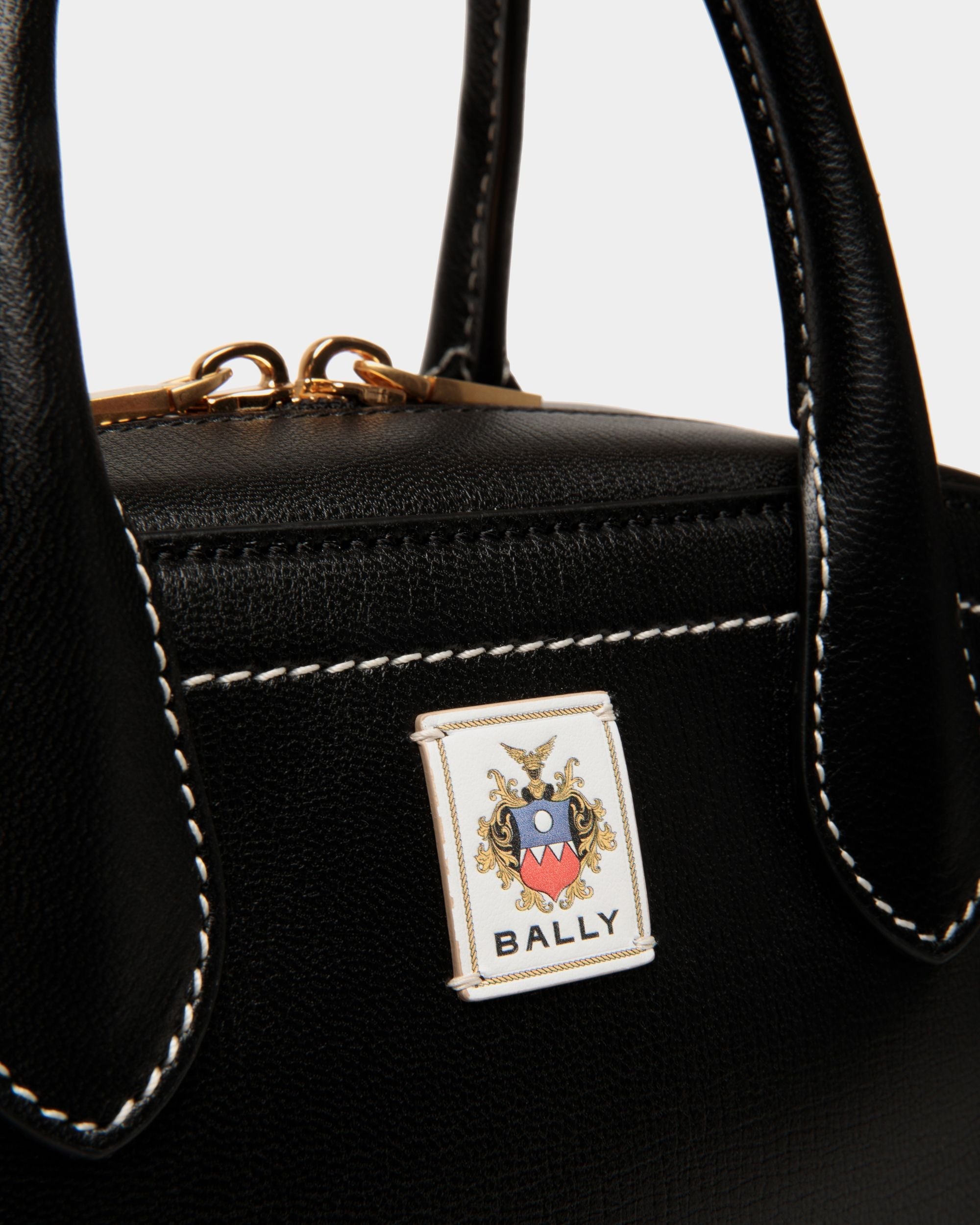 Unda Top Handle Bag in Black Grained Leather - Image 6