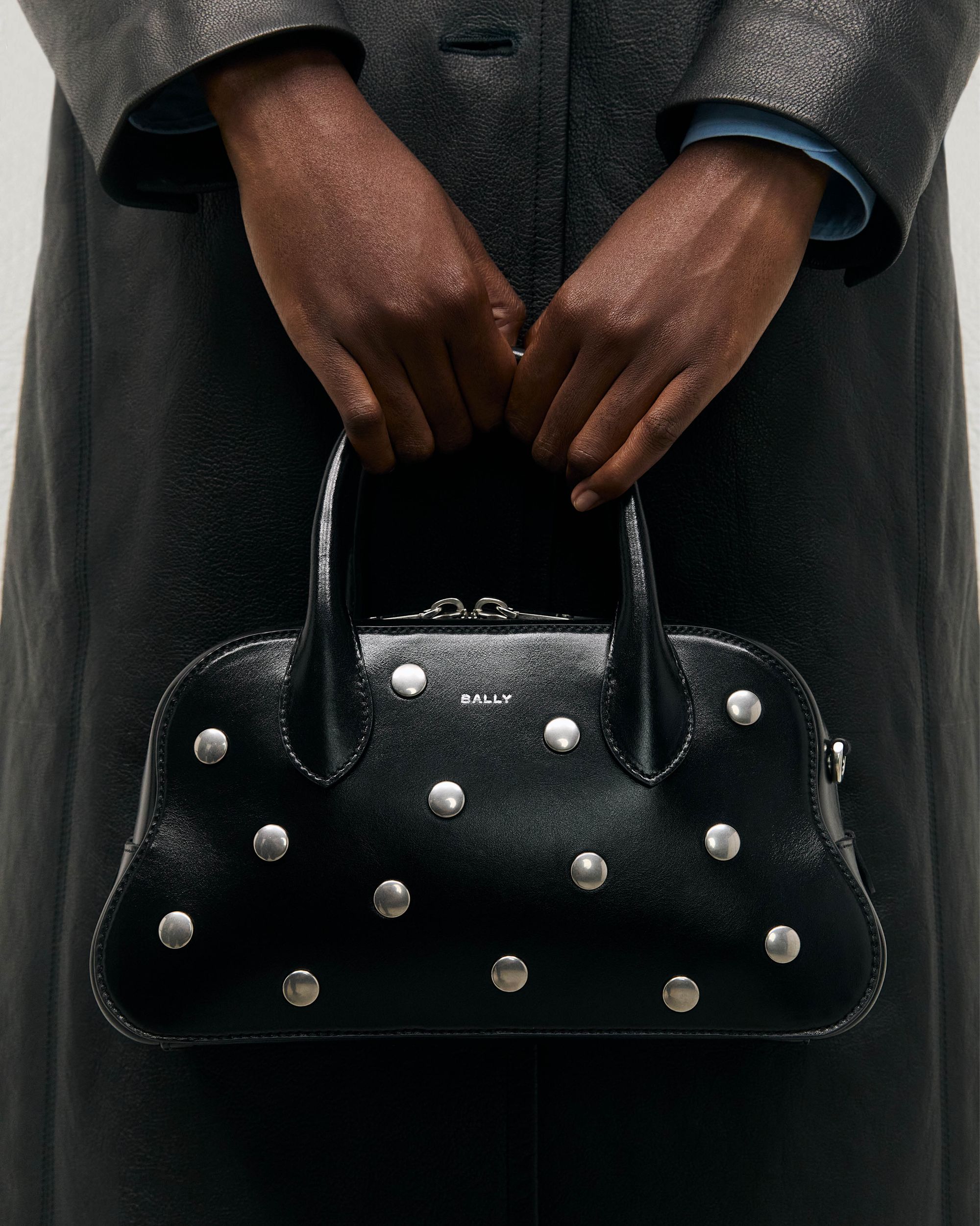 Unda Top Handle Bag in Black Grained Leather - Image 6