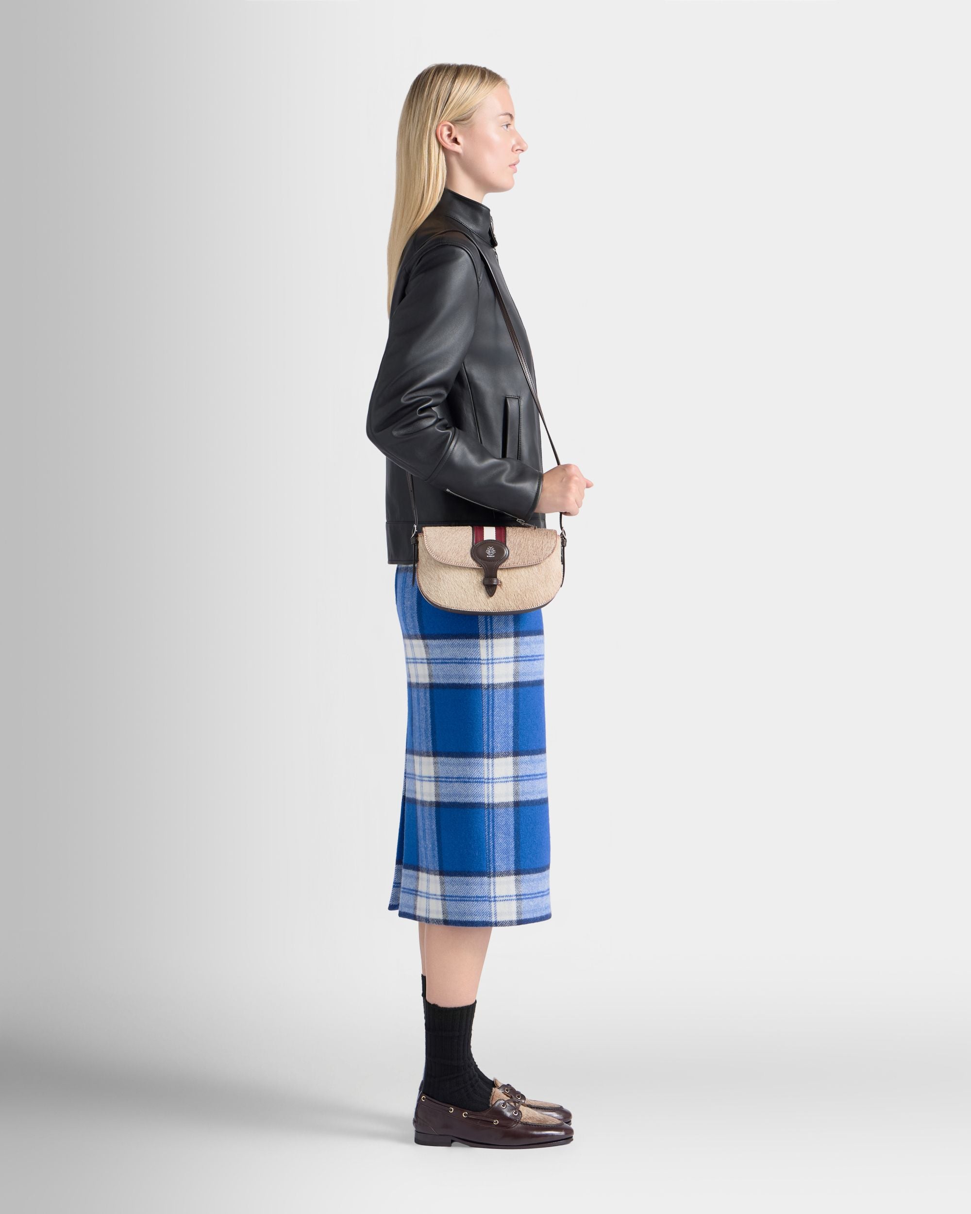 Beckett Small Shoulder Bag in Beige Pony Hair With a Bally Ribbon - Image 2