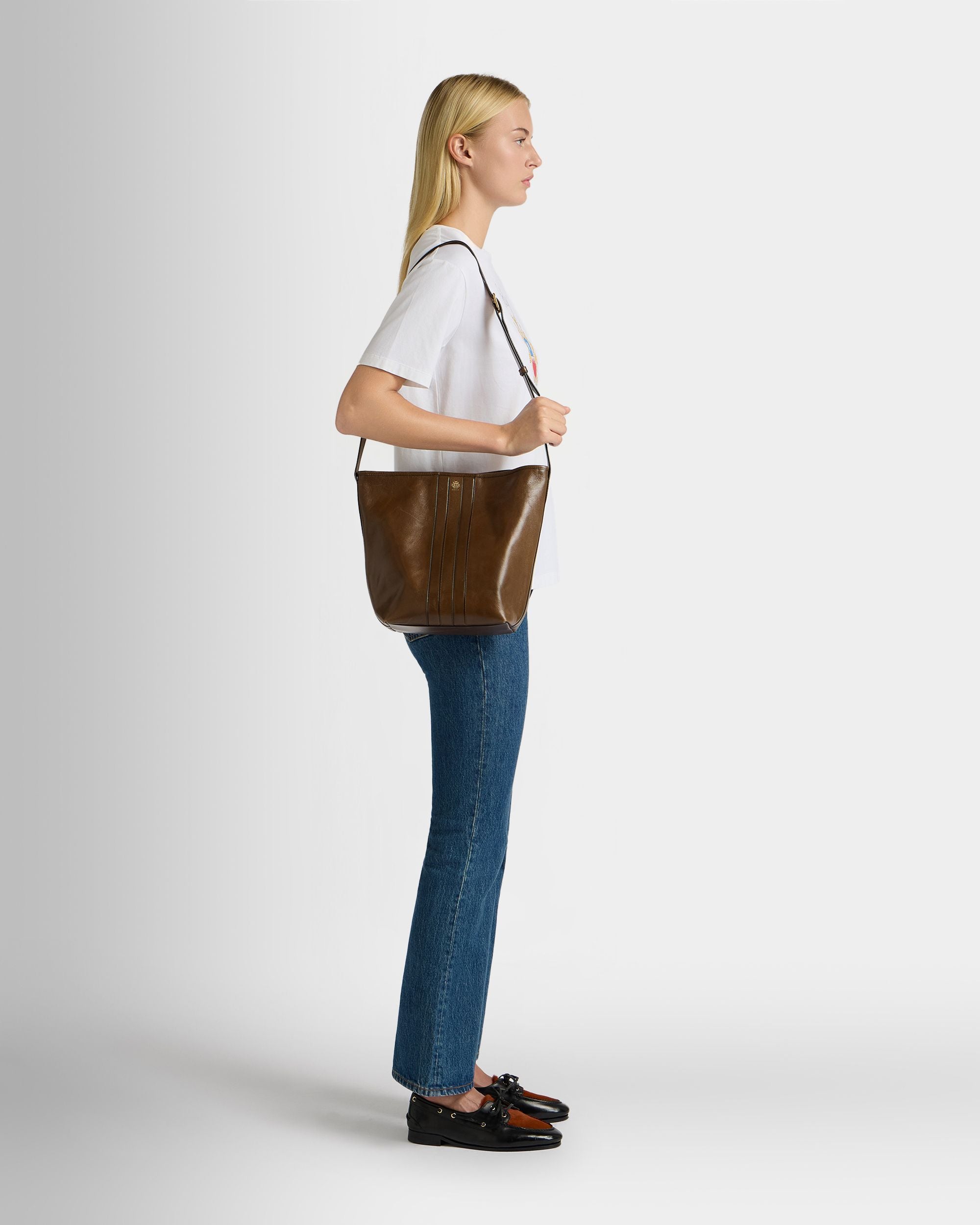 Signature Bucket Bag in Brown Leather - Image 2