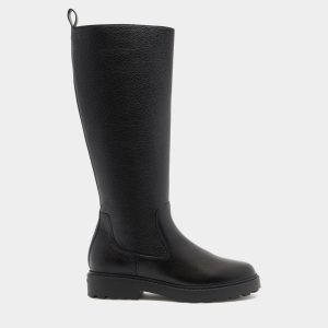 Gusto Boot in Black Grained Leather