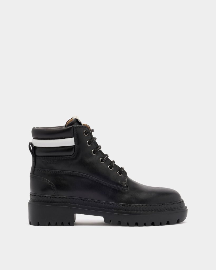 Hallen Bootie in Black Leather