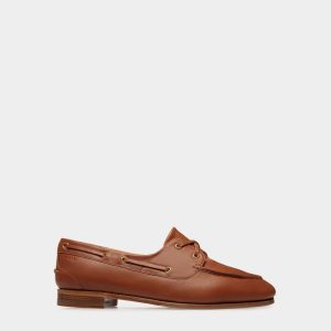 Plume Moccasin in Brown Leather