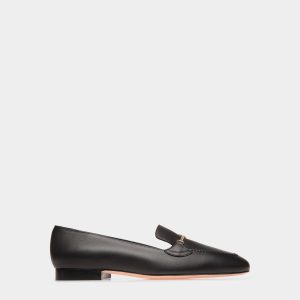 Daily Emblem Loafer in Black Leather