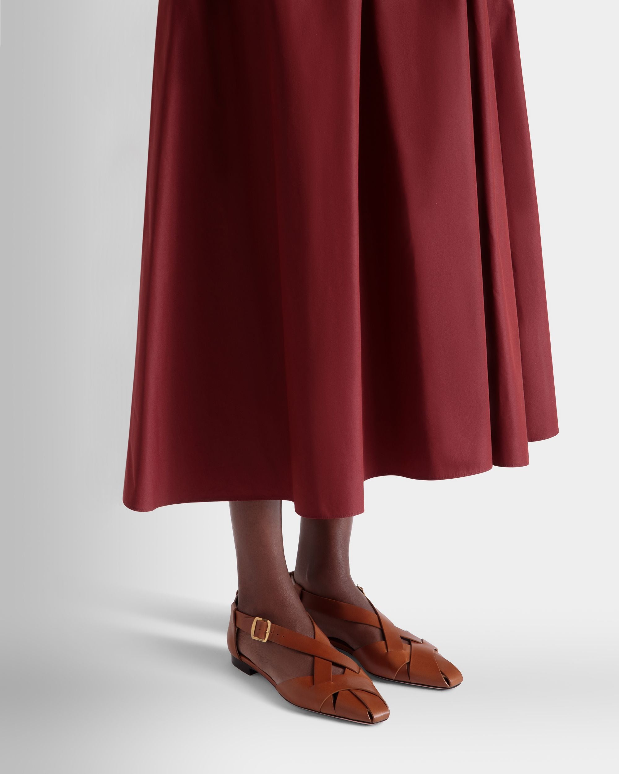 Sylt Flat in Brown Brushed Leather - Image 2