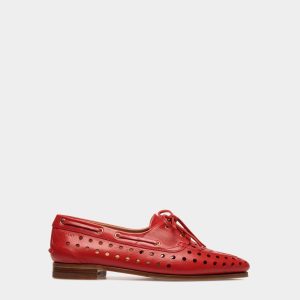 Plume Moccasin in Red Leather