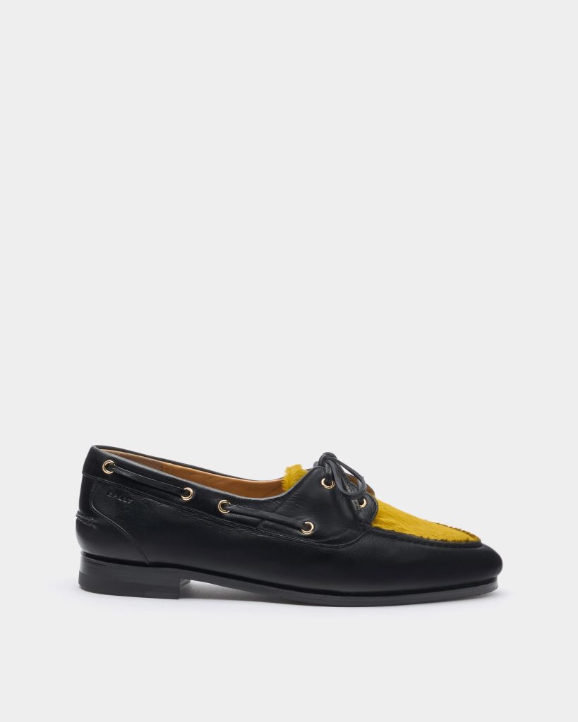 Plume Moccasin in Black Leather