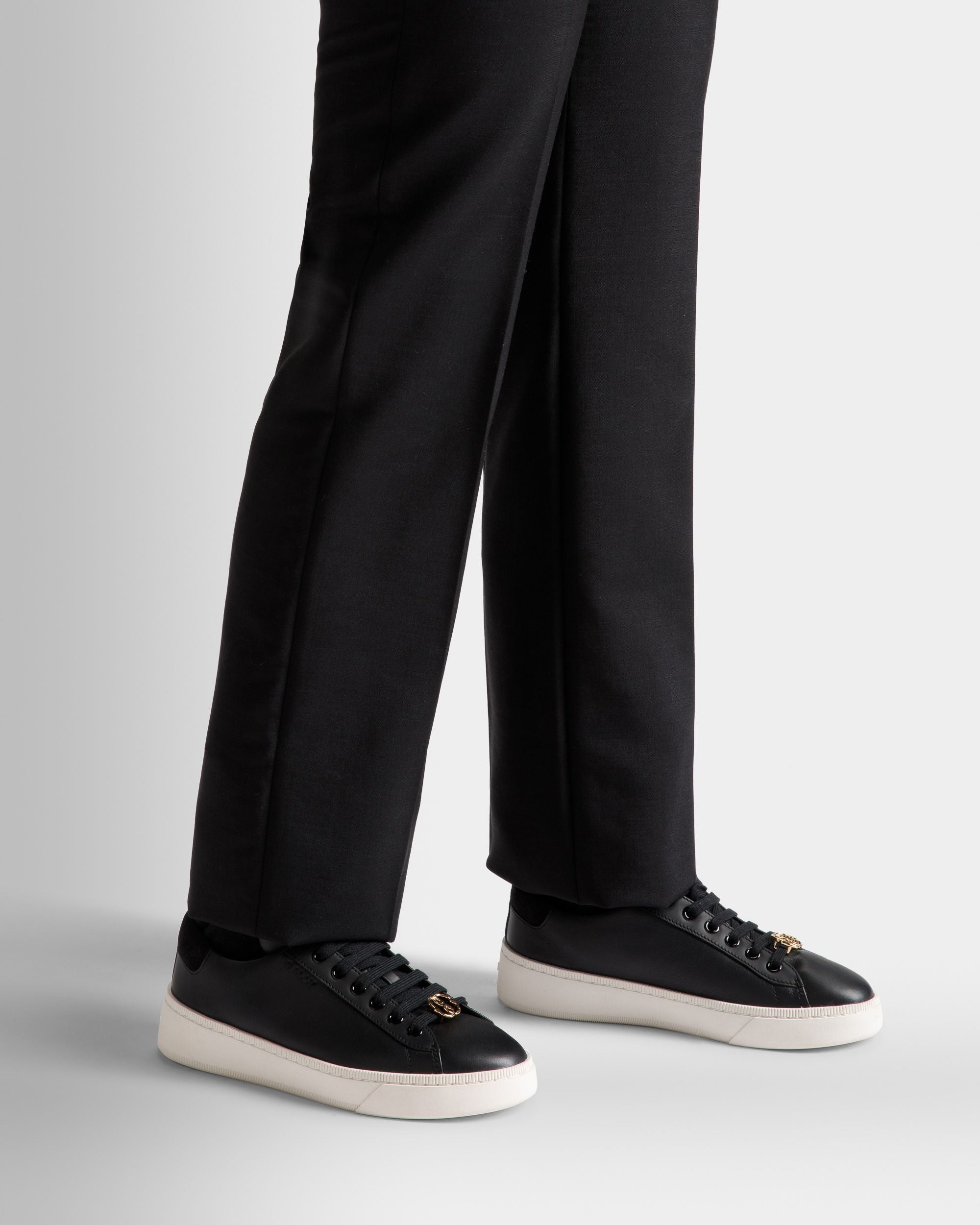 Raise Sneakers In Black And White Leather - Image 2