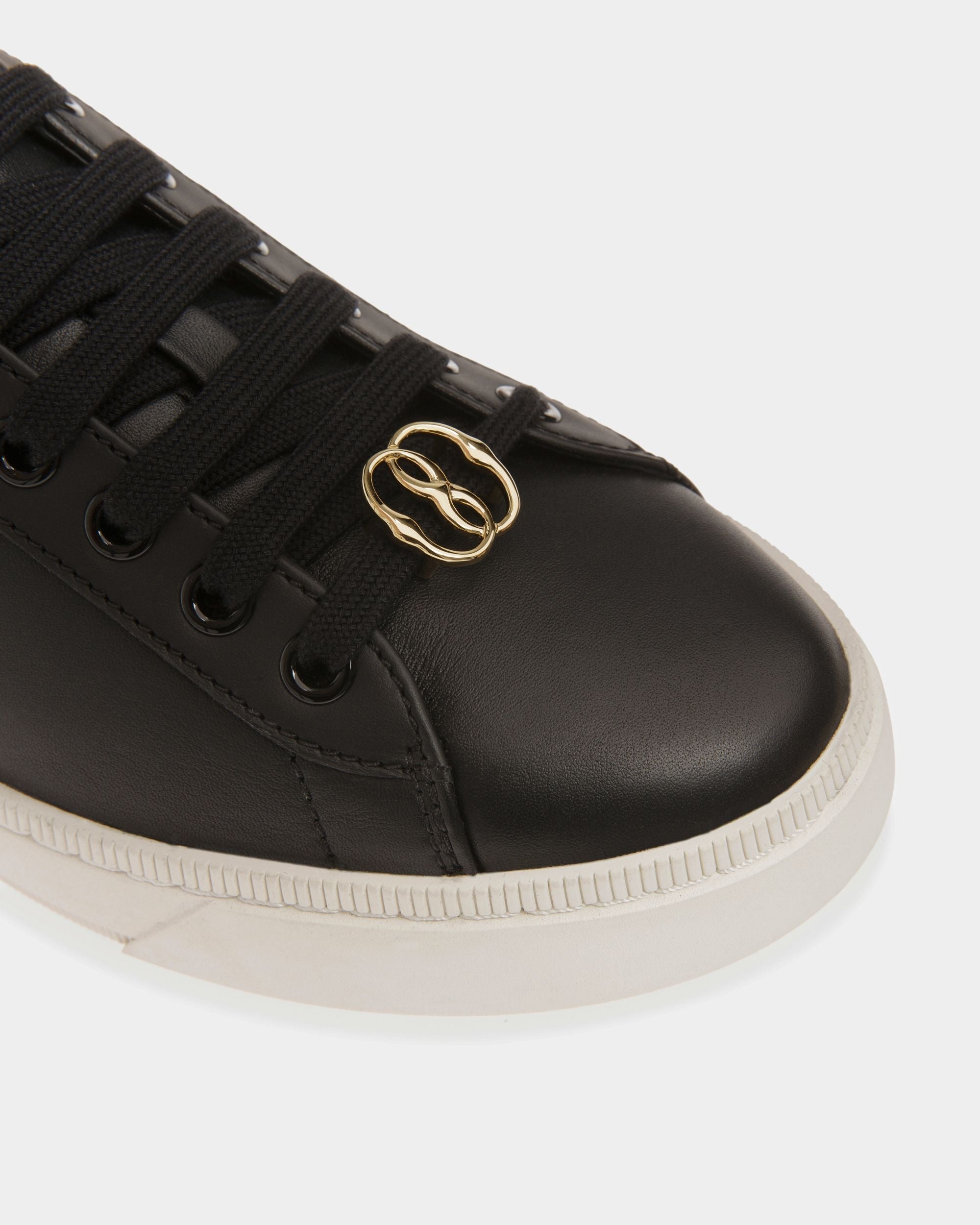 Raise Sneakers In Black And White Leather - Image 7