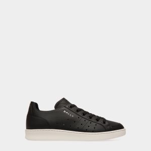 Tennis Sneaker in Black Leather