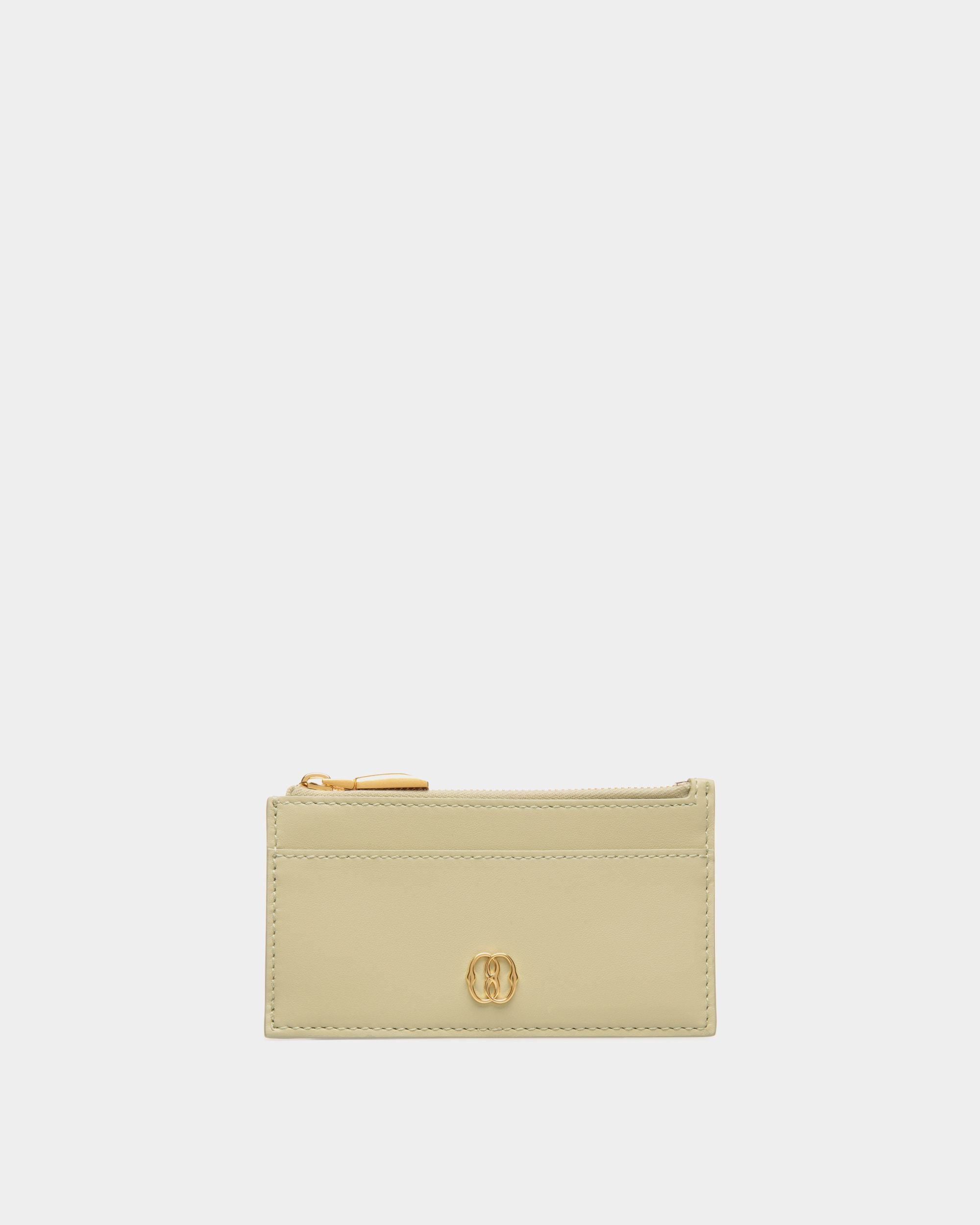 Emblem Zipped Card Holder In Light Green Leather