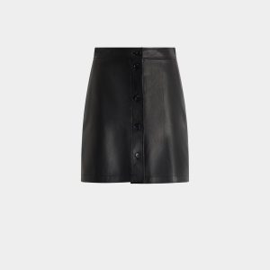 Mini Skirt in Black Leather