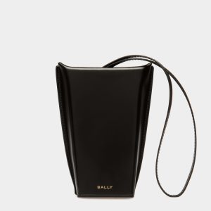 Belle Sunglasses Holder in Black Brushed Leather